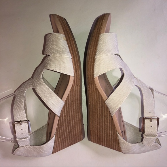 DR. SCHOLL’S Bailey Faux Suede Ankle Wedge Oyster NWOB (11M) - Picture 9 of 16